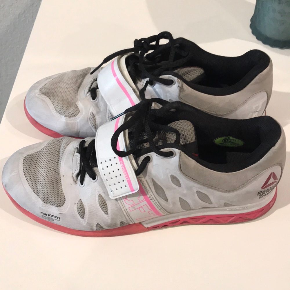 Reebok lifting shoes size 9